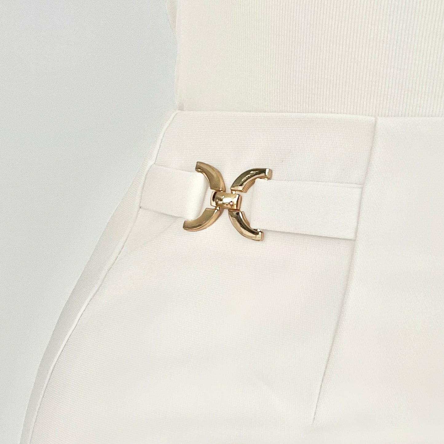 Luxe Line Straight Leg Pants