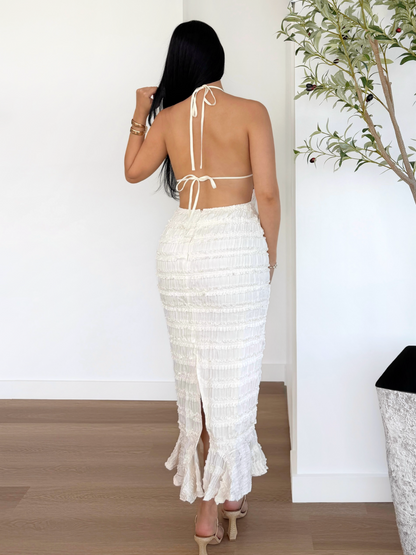 Elegant midi dress with ruffle accents