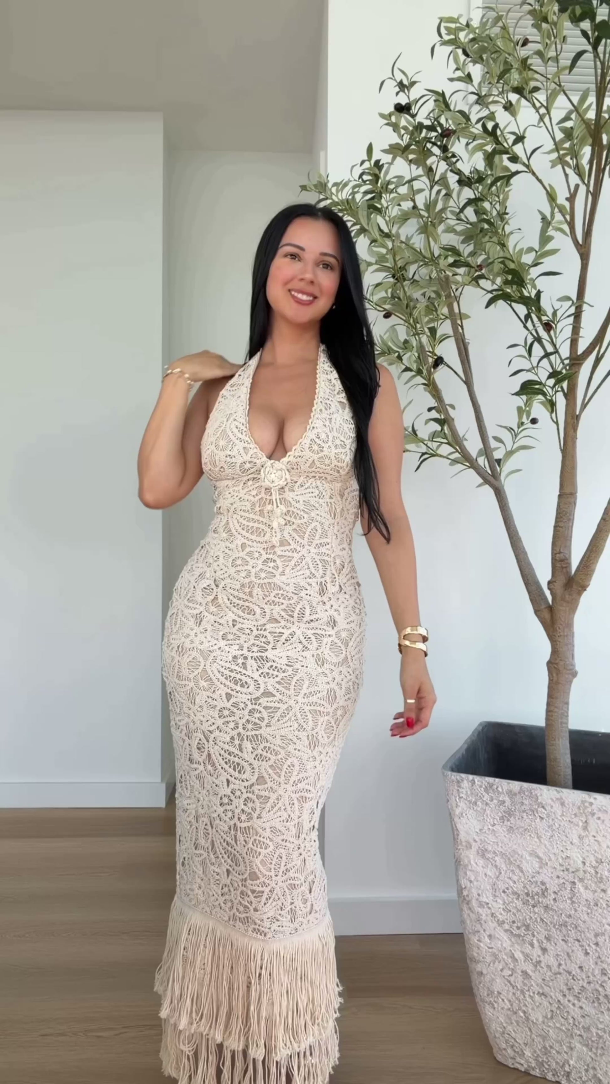 Elegant resort wear maxi dress for women